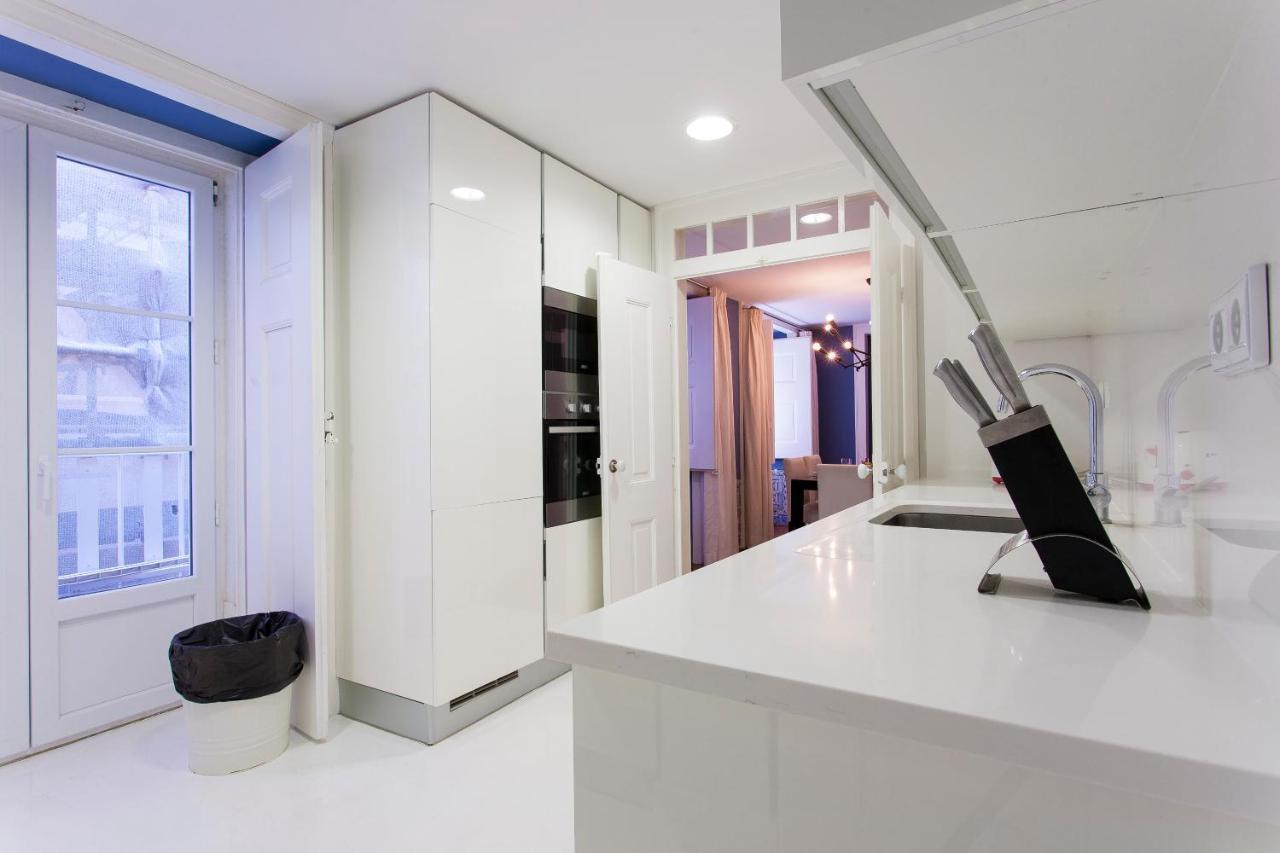 ליסבון Correeiros Downtown Duplex & Deluxe Apartment מראה חיצוני תמונה